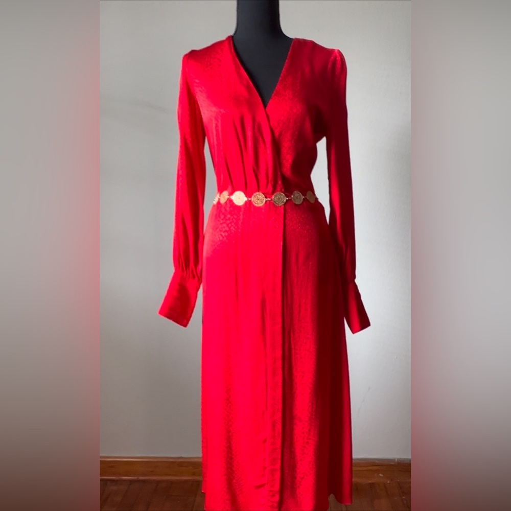 Jacquard print, belt not included